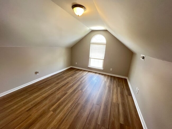 Building Photo - Pet Friendly, Three Bedroom with Bonus Room Home with Garage in Longs is Available Now!