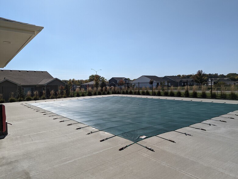 Building Photo - 1964 S Warrior Ln