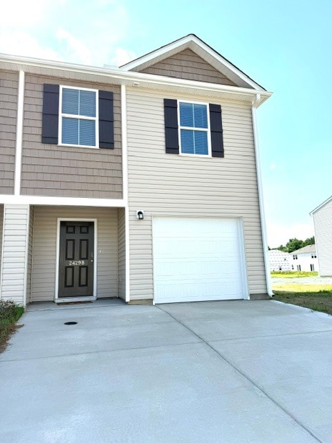 Building Photo - 2429 Brookville Dr