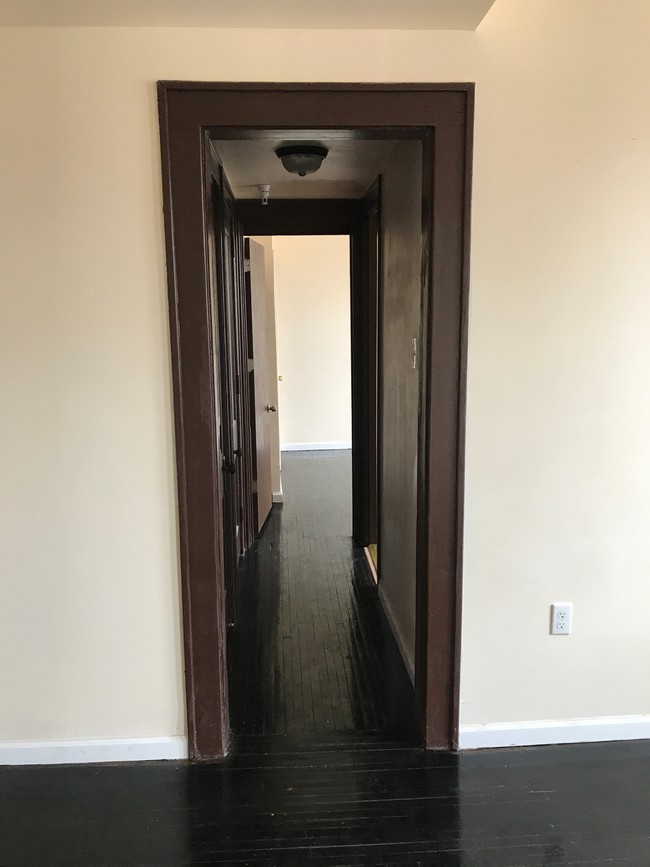 Apartment corridor - Triangle Building