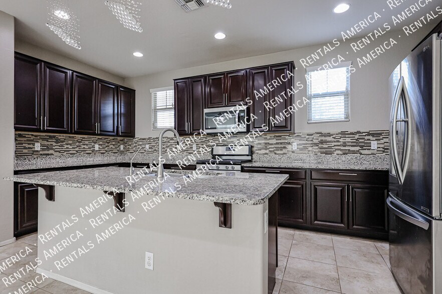 Building Photo - 270 N Scott Dr