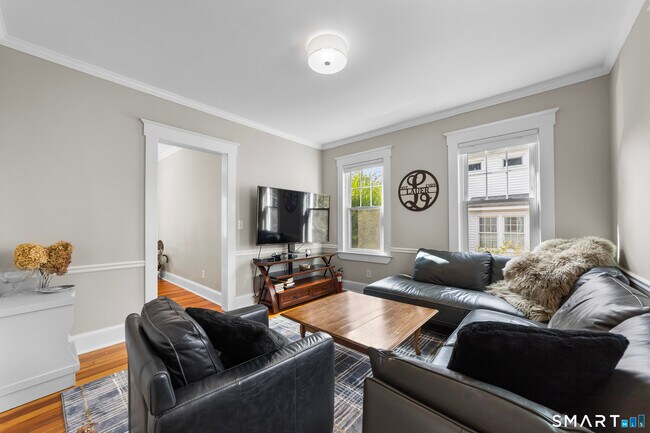 Building Photo - 3 Park Pl