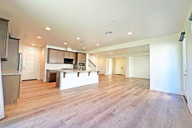 Building Photo - 1635 Faldo Ct