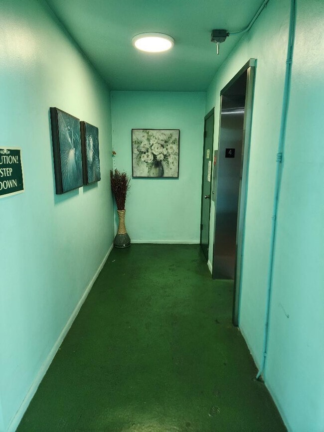 Building Photo - 4141 NW 44th Ave