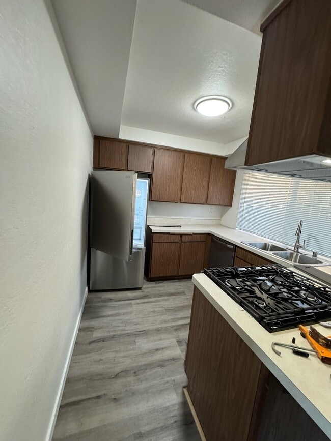 Building Photo - Bardon