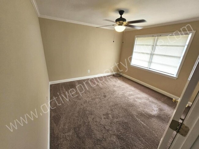 Building Photo - 3471 Vineville Ave