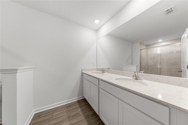 Building Photo - 4903 SW 81st Lp