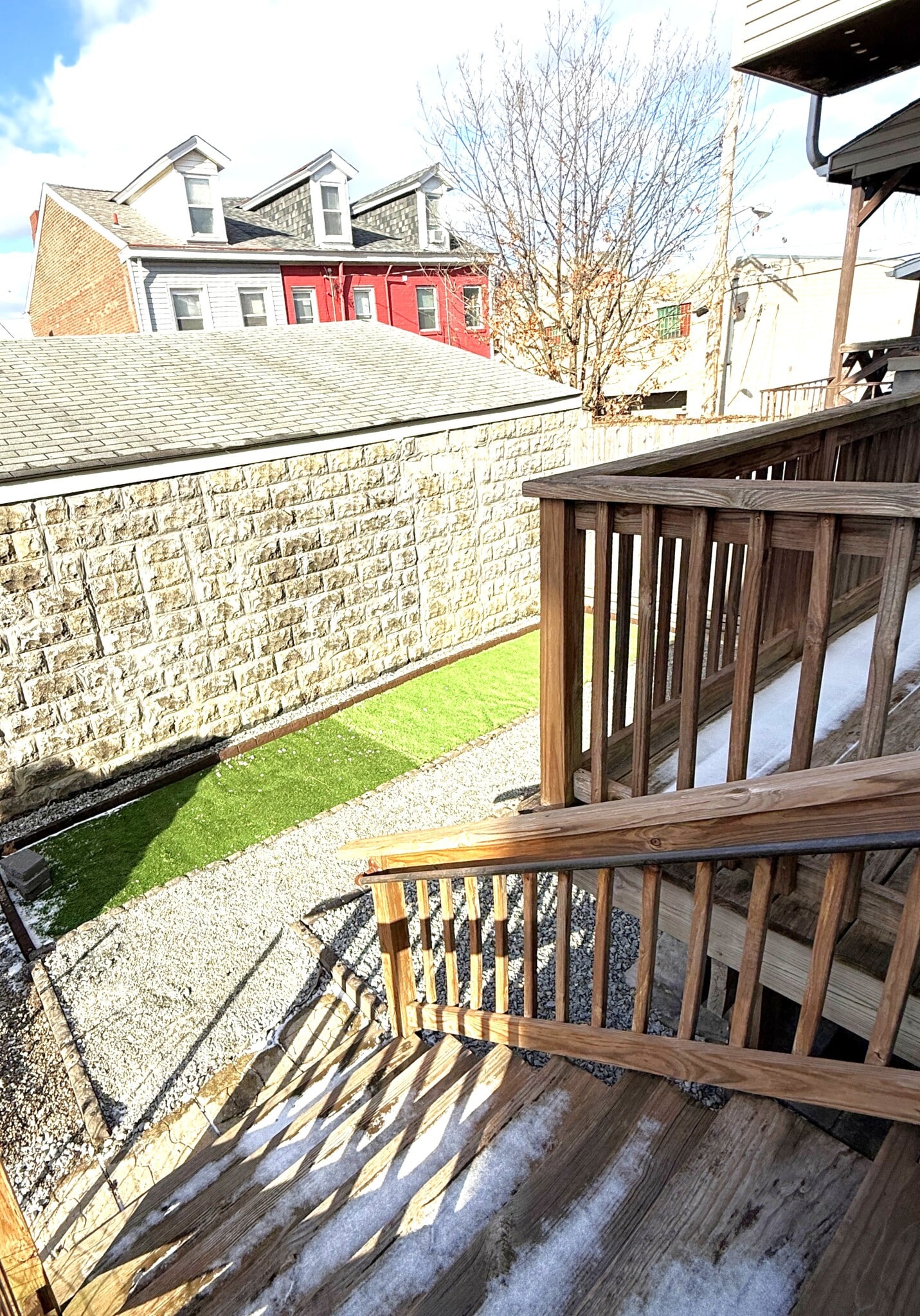 Building Photo - 316 Ella St