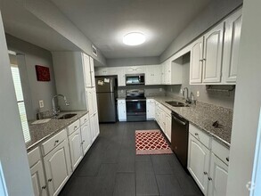 Building Photo - 9010 Emberglow Ln