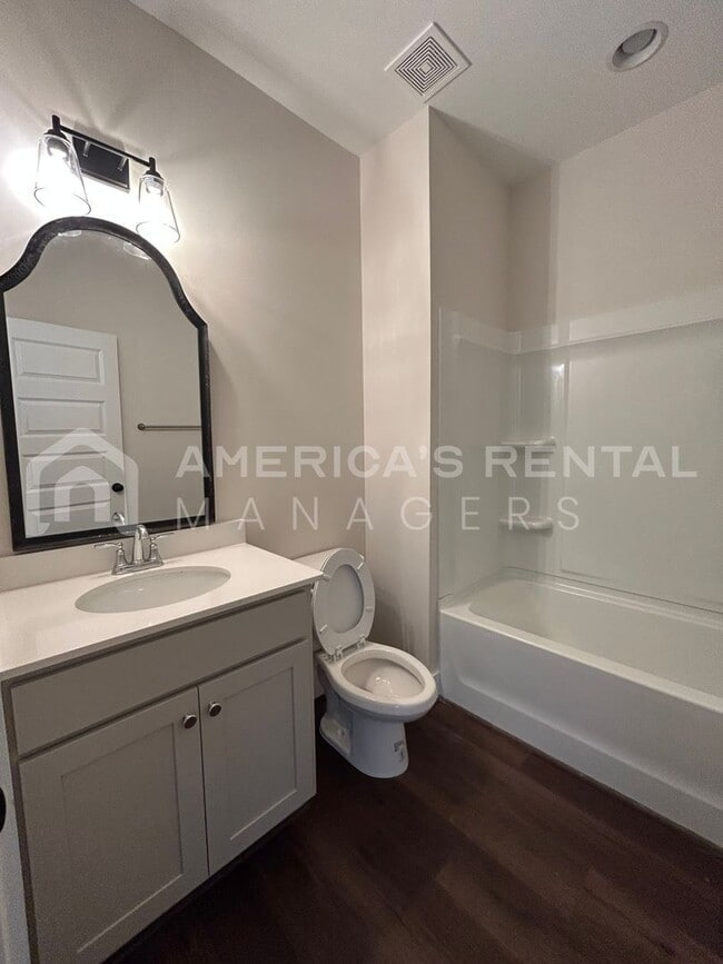 Building Photo - Home for Rent in Bessemer, AL!!! Available to View Now!!!