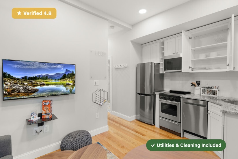 Building Photo - Furnished Private Bedroom in North End