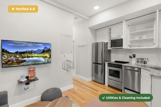 Building Photo - Furnished Private Bedroom in North End