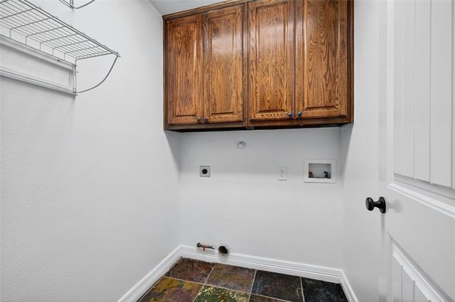 Building Photo - 4814 Hilre Dr