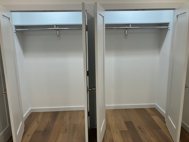 Building Photo - 97 Elmwood St