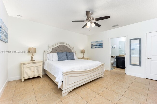 Building Photo - 3158 SW Centamino St