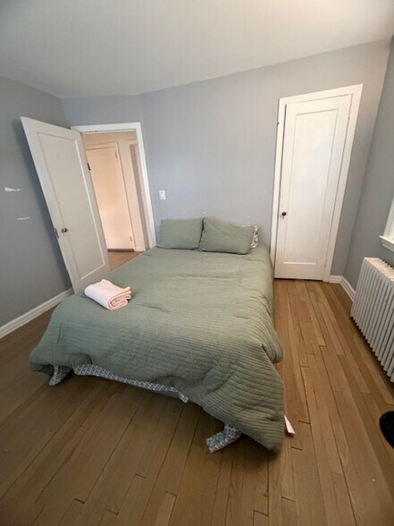 Building Photo - 175 Teaneck Rd