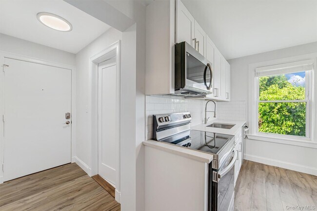 Building Photo - 69 Prospect St