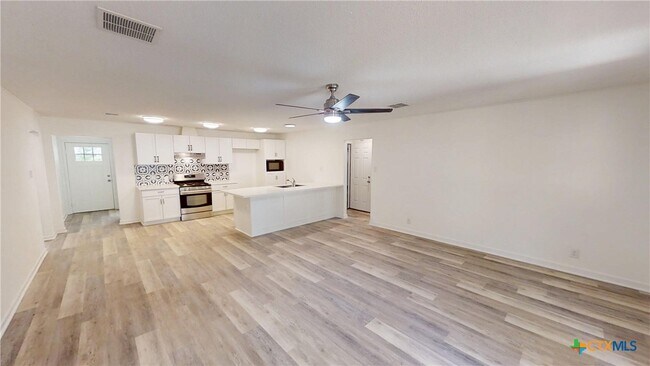 Building Photo - 4118 Ermine Trail