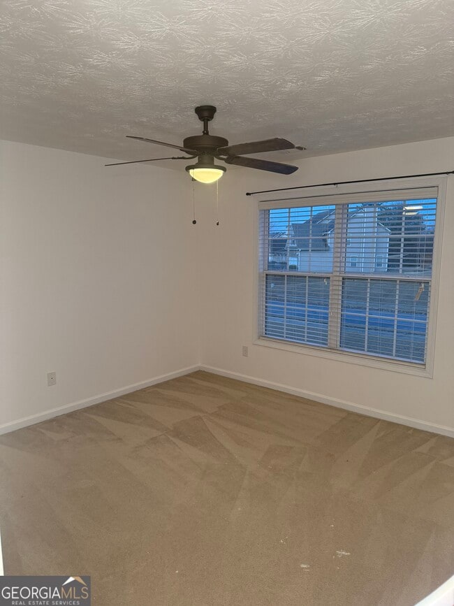 Building Photo - 1221 River Rush Ln NE