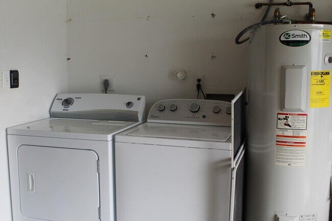 Building Photo - 1209 Ocean Dunes Cir