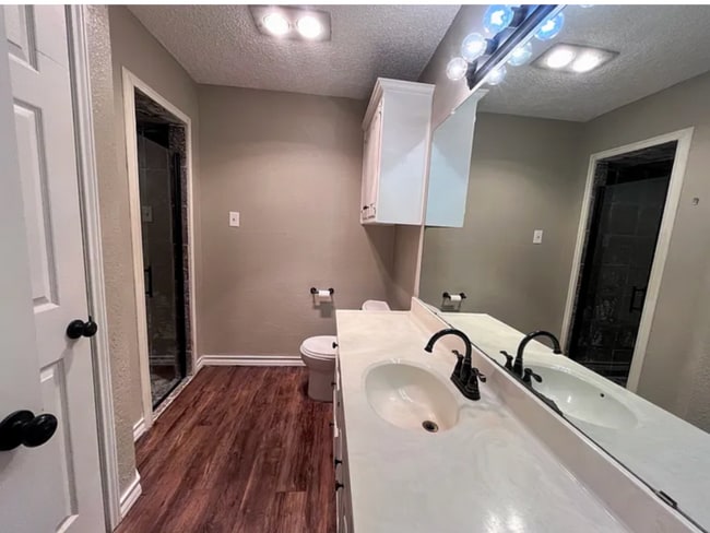 Building Photo - 5718 88th St