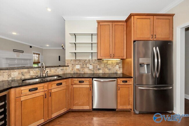 Building Photo - 4706 Old Maple Ct