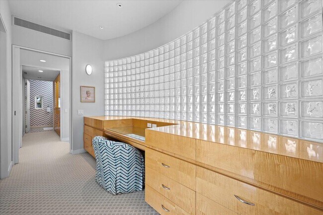 Building Photo - 1600 N Ocean Blvd