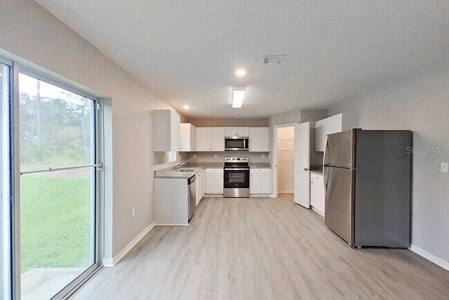 Building Photo - 2955 W Pintado Dr