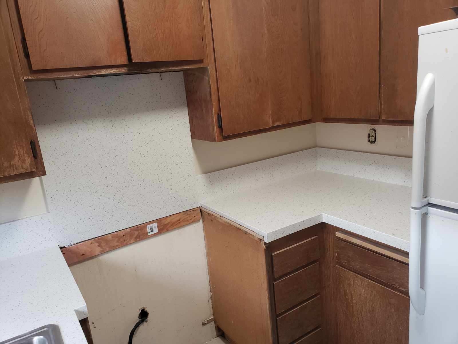 Quartz countertops in kitchen - 4667 E Mountain View Dr