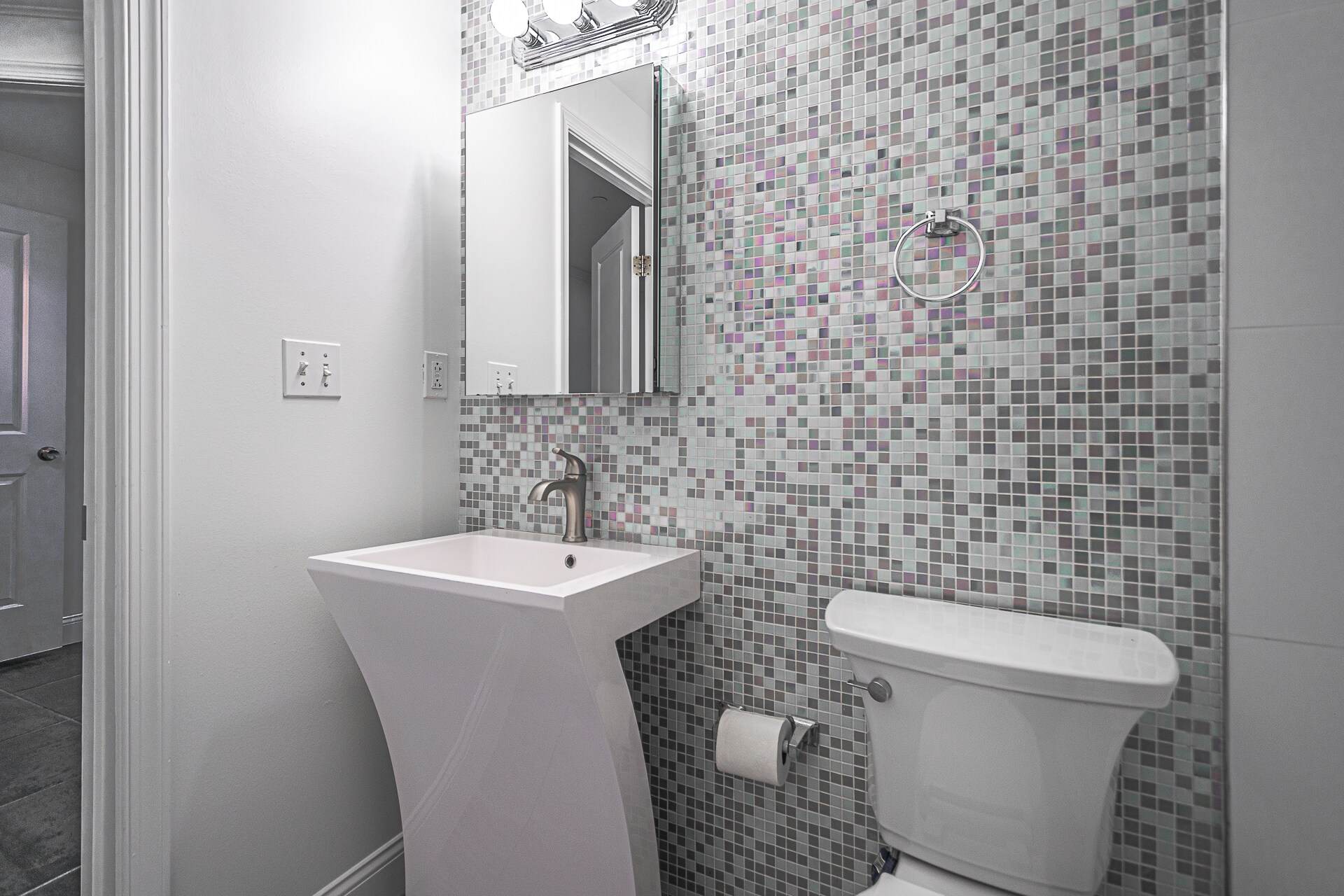 Building Photo - 1203 Delafield Pl NW