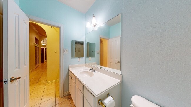 Building Photo - 5909 Sawyer Dr