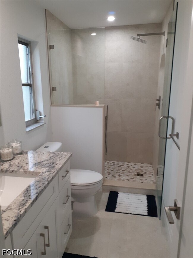 Building Photo - 2585 Third St