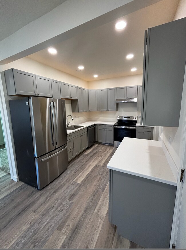 Kitchen - 1301 S 5th St