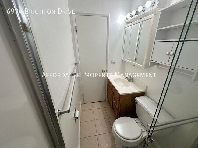 Building Photo - 6974 Brighton Dr