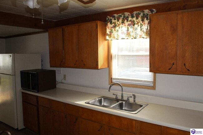 Building Photo - 2686 S Wilson Rd