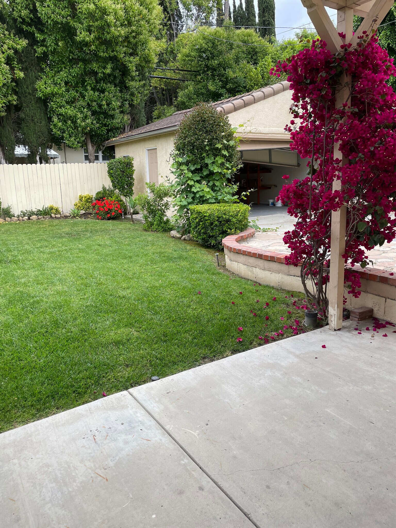 Building Photo - 5358 Baza Ave