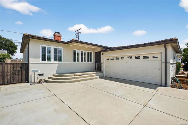 Building Photo - 16015 Arcturus Ave