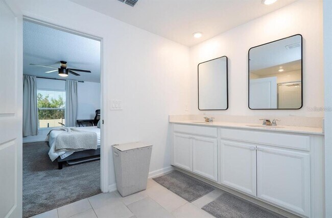 Building Photo - 5391 Preserve Blvd