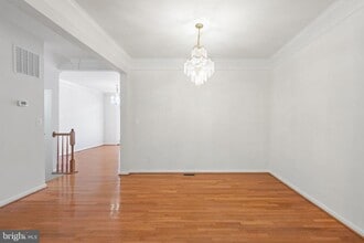 Building Photo - 2225 Potomac Club Pkwy
