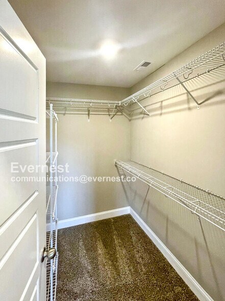 Building Photo - 142 Ardell Dr