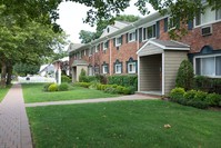 Building Photo - Fairfield Manor