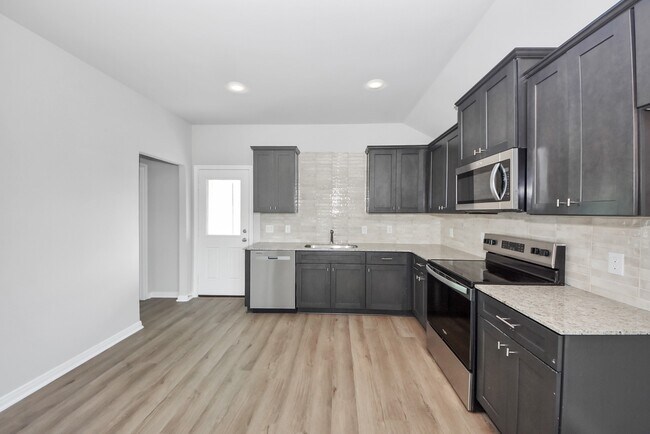 Building Photo - 288 Buckskin Dr