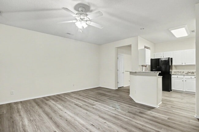 Building Photo - 113 Olde Towne Way