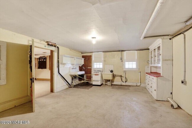 Building Photo - 15 Hummingbird Way