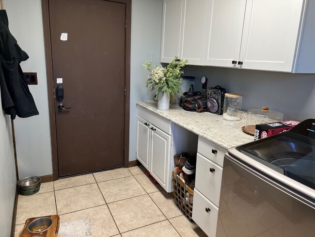 Building Photo - 315 Dogwood Blvd