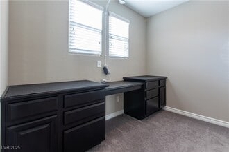 Building Photo - 12382 Loggeta Way