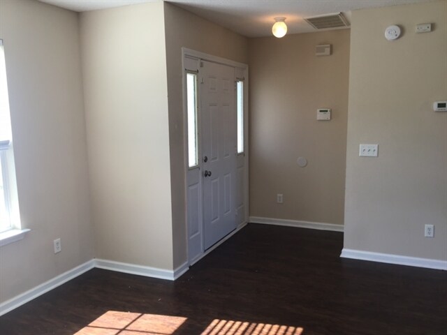 Building Photo - 419 Flint Dr