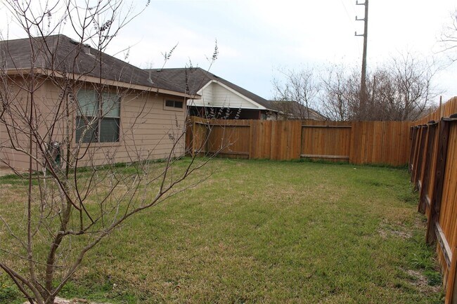 Building Photo - 20410 Shiloh Mist Ln