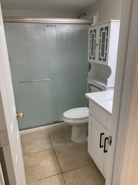 Building Photo - 805 Boardwalk Dr