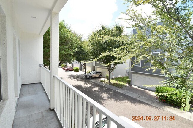 Building Photo - 4525 Bay Spring Ct